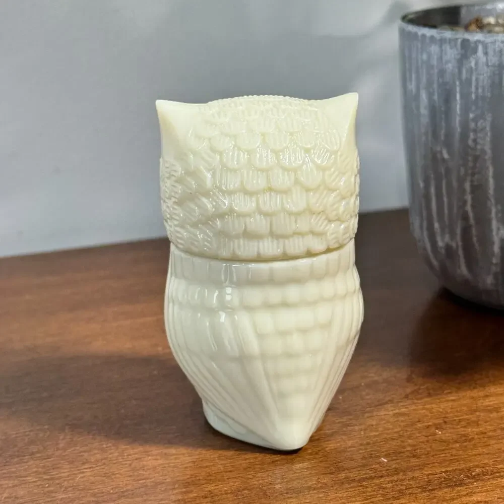 Vintage 1970's Avon Owl Charisma Cream Sachet Empty Bottle Figurine Milk Glass